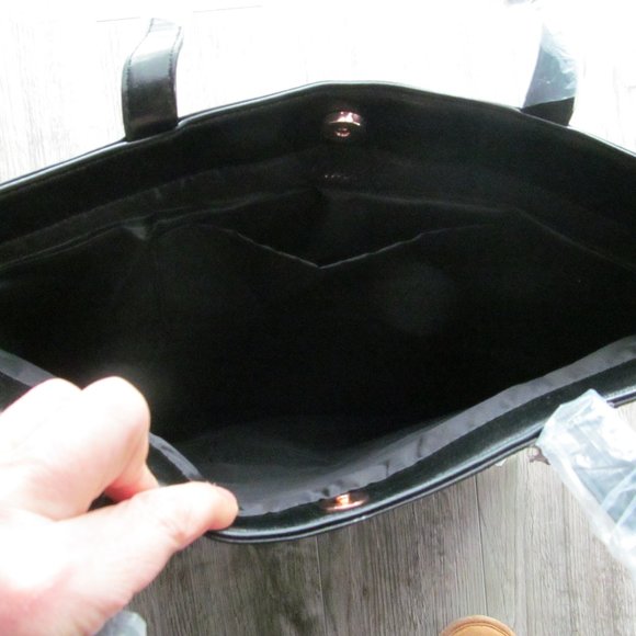 Victoria's Secret Large Tote Bag with Fringe - Picture 4 of 4